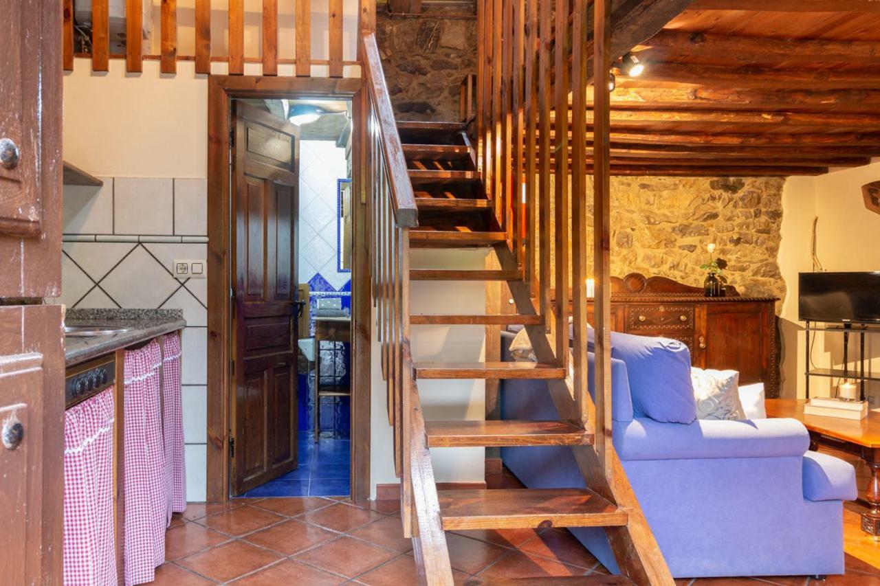 Casa Delfina Pensionat Pravia Eksteriør billede