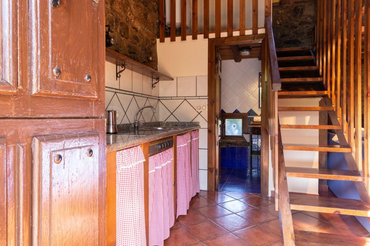 Casa Delfina Pensionat Pravia Eksteriør billede