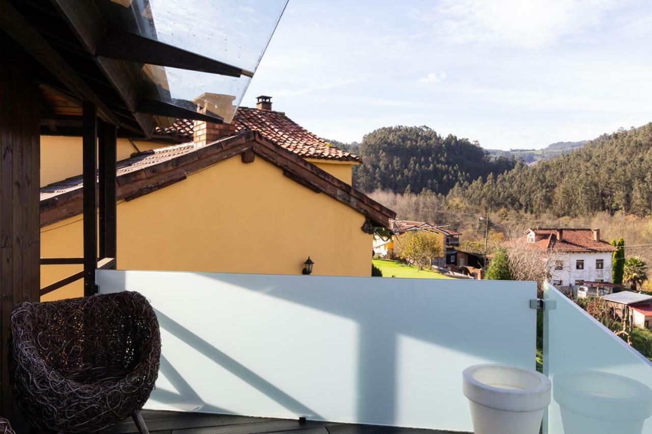 Casa Delfina Pensionat Pravia Eksteriør billede